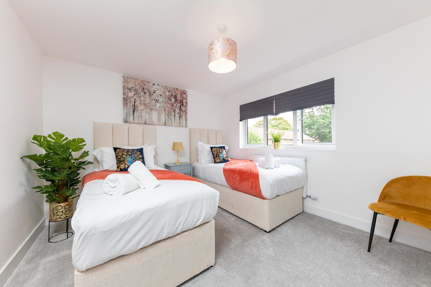 3 Bedrooms House Stevenage Herts1